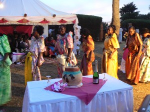 Ofrenda a los novios.