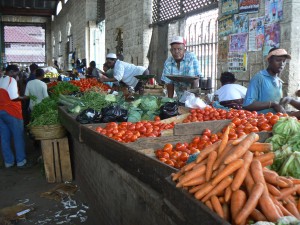 Mercadfo de frutas y verduras.