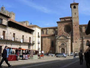 Catedral y Casa de la Contaduría.